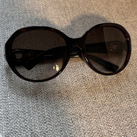 Christian Dior sunglasses - Picture 2 of 6